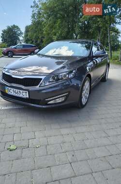 Седан Kia Optima 2011 в 