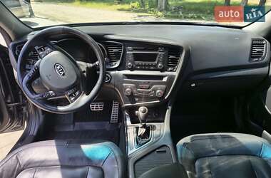 Седан Kia Optima 2011 в 