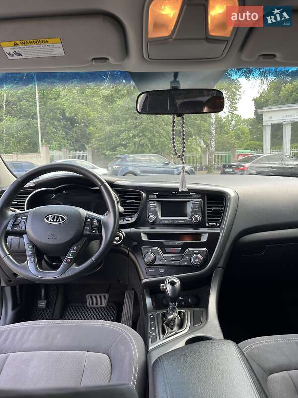 Седан Kia Optima 2011 в Харькове