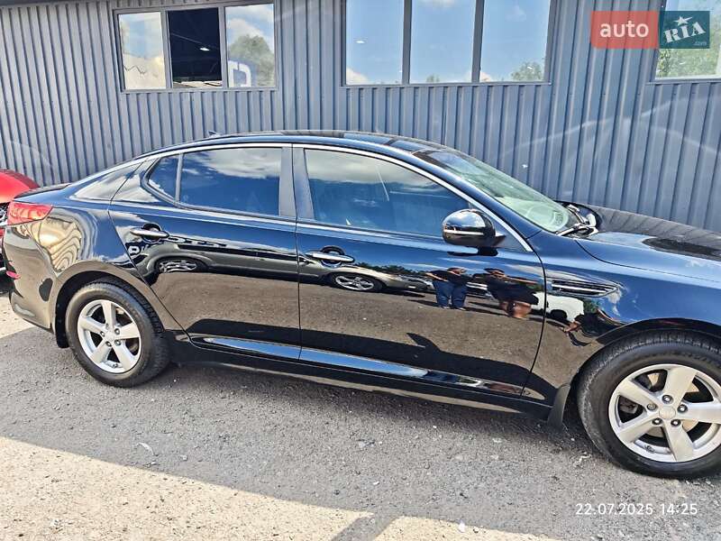 Седан Kia Optima 2014 в Днепре