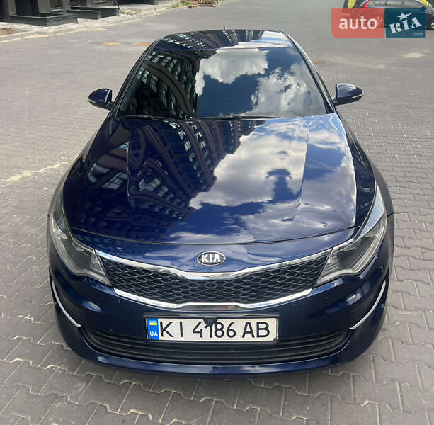 Седан Kia Optima 2017 в Києві