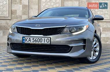 Седан Kia Optima 2017 в 