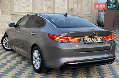 Седан Kia Optima 2017 в 