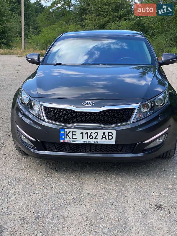 Седан Kia Optima 2012 в Новомосковську