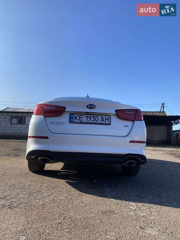 Седан Kia Optima 2014 в Кривом Роге
