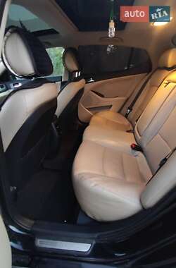 Седан Kia Optima 2013 в 