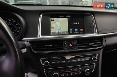 Седан Kia Optima 2017 в 