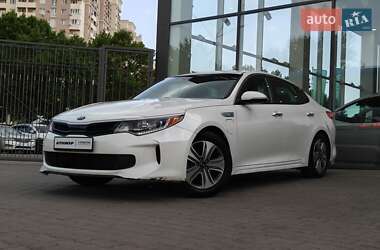 Седан Kia Optima 2017 в 