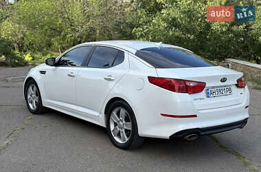Седан Kia Optima 2015 в Червоному Донце
