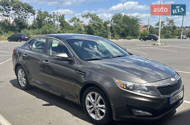 Седан Kia Optima 2013 в Одесі