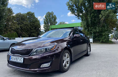 Седан Kia Optima 2015 в Киеве