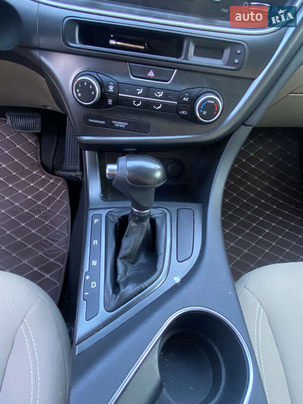 Седан Kia Optima 2015 в Киеве фото 15 Седан Kia Optima 2015 в Киеве