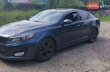 Седан Kia Optima 2015 в Тячеве