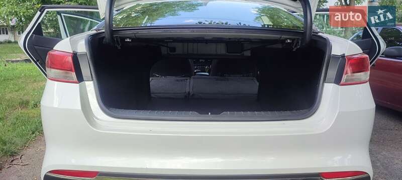 Седан Kia Optima 2016 в Кам'янці