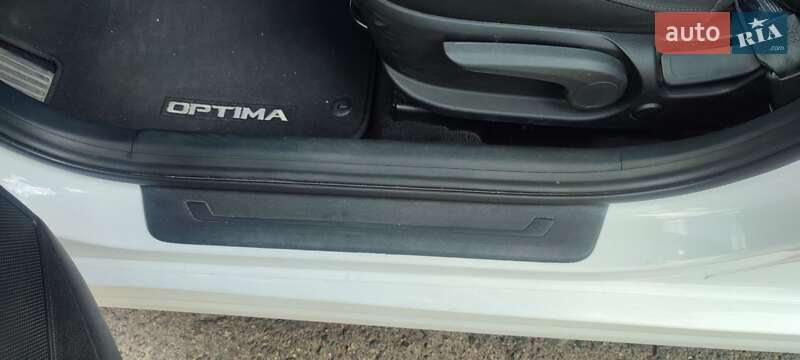 Седан Kia Optima 2016 в Кам'янці