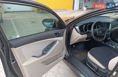 Седан Kia Optima 2013 в Черкасах