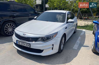 Седан Kia Optima 2016 в Кременчуге