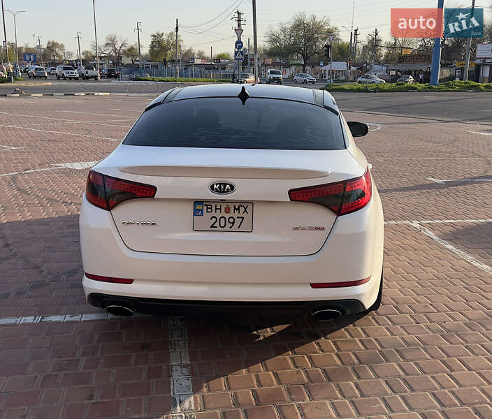 Седан Kia Optima 2011 в Одессе