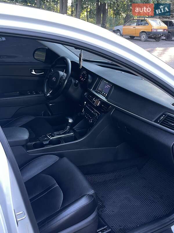 Седан Kia Optima 2016 в Виннице