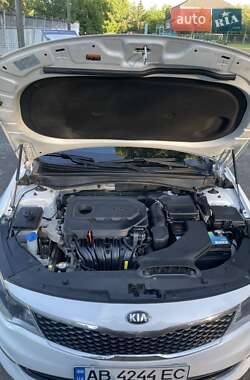 Седан Kia Optima 2016 в Виннице
