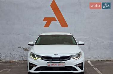 Седан Kia Optima 2019 в 