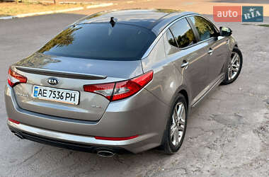 Седан Kia Optima 2012 в Кривом Роге