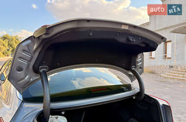 Седан Kia Optima 2012 в Кривом Роге