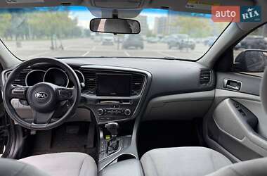 Седан Kia Optima 2014 в 