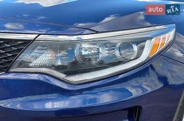 Седан Kia Optima 2016 в Жашківу