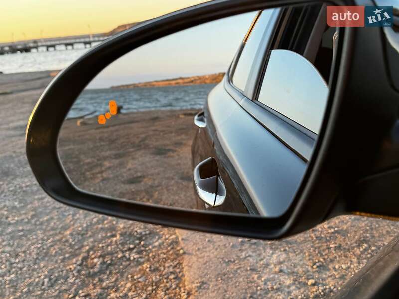 Седан Kia Optima 2019 в Одессе