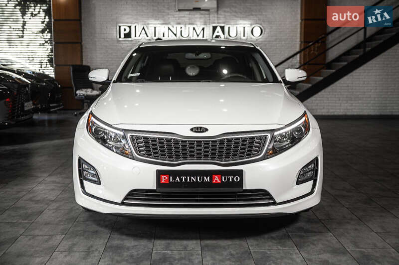 Седан Kia Optima 2015 в Одессе