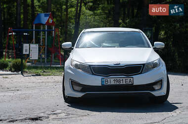 Седан Kia Optima 2013 в Кременчуге