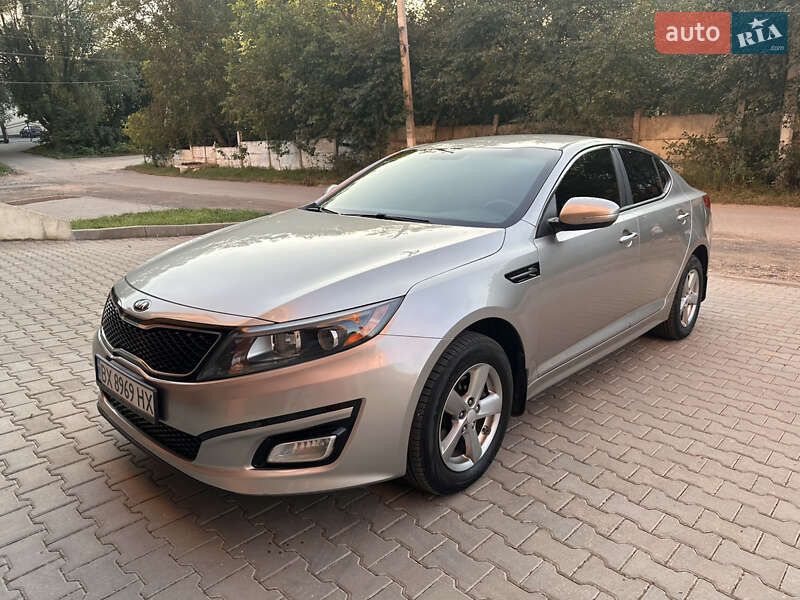 Седан Kia Optima 2014 в Хмельницком
