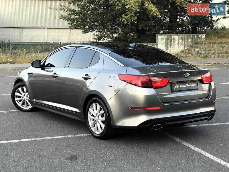 Седан Kia Optima 2014 в Києві