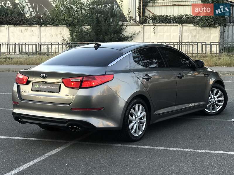 Седан Kia Optima 2014 в Києві