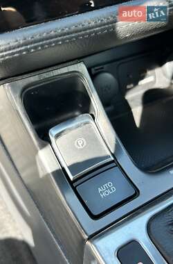 Седан Kia Optima 2014 в 
