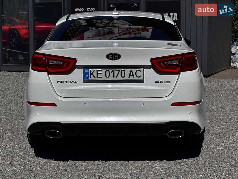 Седан Kia Optima 2015 в Днепре
