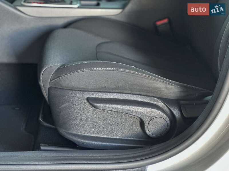 Седан Kia Optima 2016 в Києві