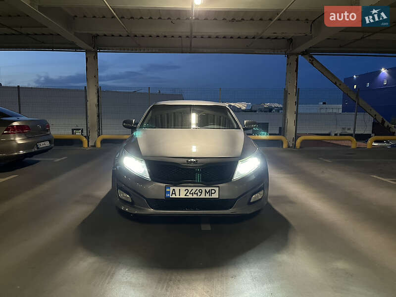 Седан Kia Optima 2015 в Киеве