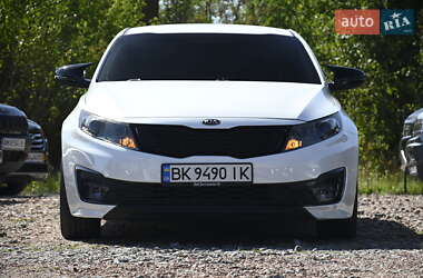 Седан Kia Optima 2012 в 