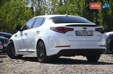 Седан Kia Optima 2012 в 