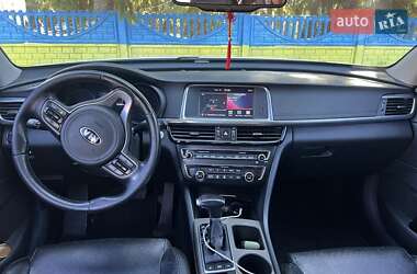 Седан Kia Optima 2016 в 