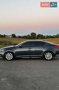 Седан Kia Optima 2015 в 