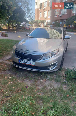 Седан Kia Optima 2013 в Киеве
