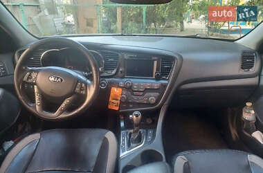 Седан Kia Optima 2013 в 