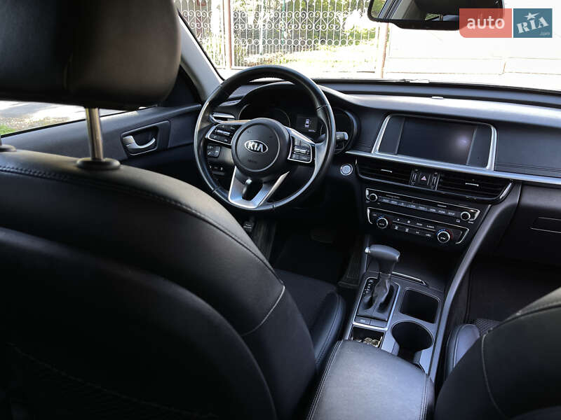 Седан Kia Optima 2018 в Тернополі