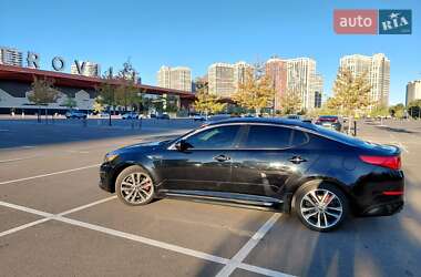 Седан Kia Optima 2015 в Киеве