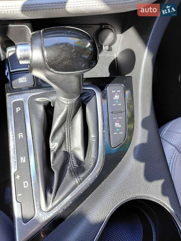 Седан Kia Optima 2015 в Киеве фото 9 Седан Kia Optima 2015 в Киеве