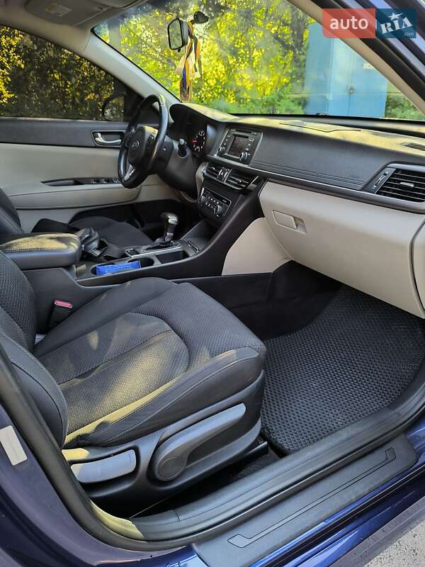 Седан Kia Optima 2016 в Киеве фото 22 Седан Kia Optima 2016 в Киеве