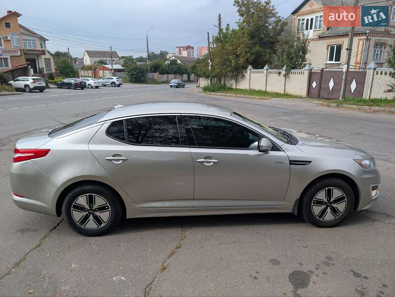 Седан Kia Optima 2013 в Виннице
